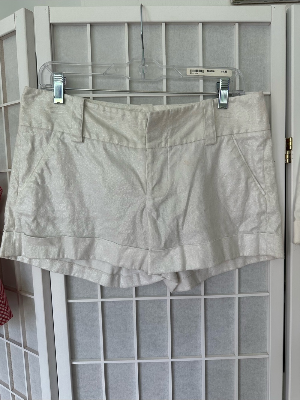 Alice + Olivia Ivory High-Waist Cuffed Shorts